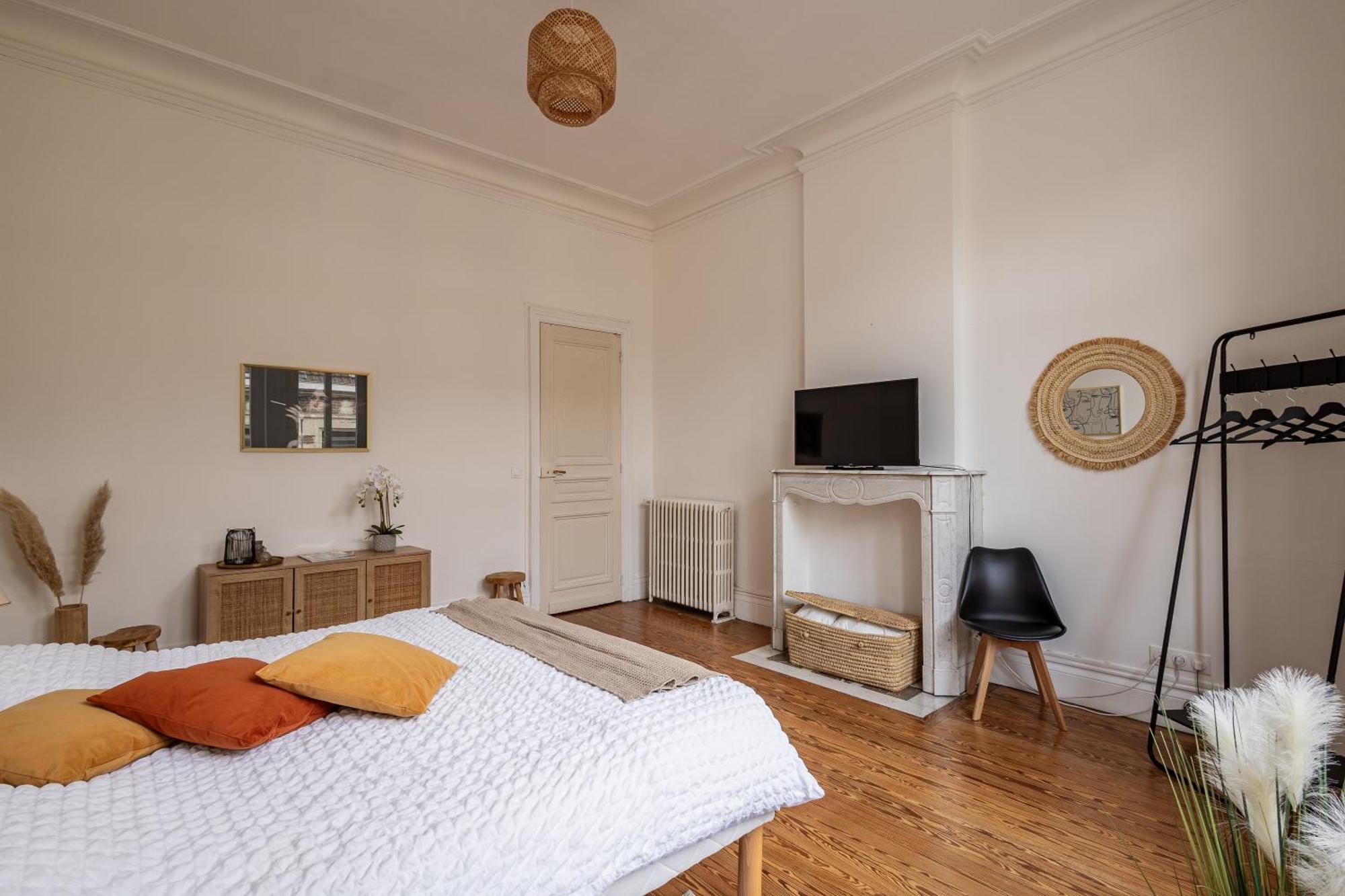 Hotel Particulier - Le 119 Βαλενσιέν Εξωτερικό φωτογραφία
